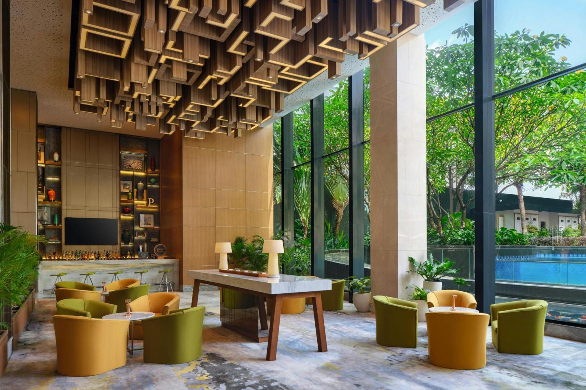 Four Points By Sheraton Surabaya, Tunjungan Plaza Extérieur photo